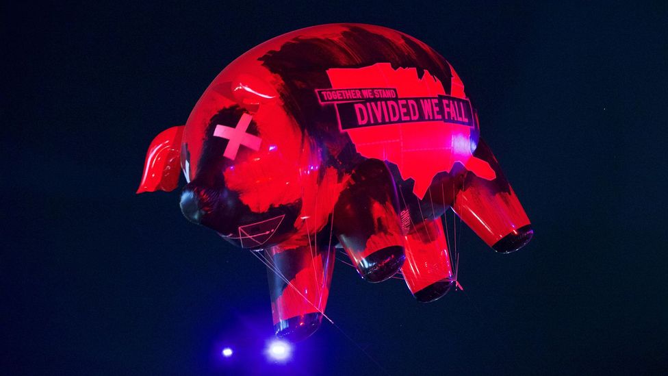 'It's scaring my cows': Remembering when Pink Floyd's giant inflatable pig broke free