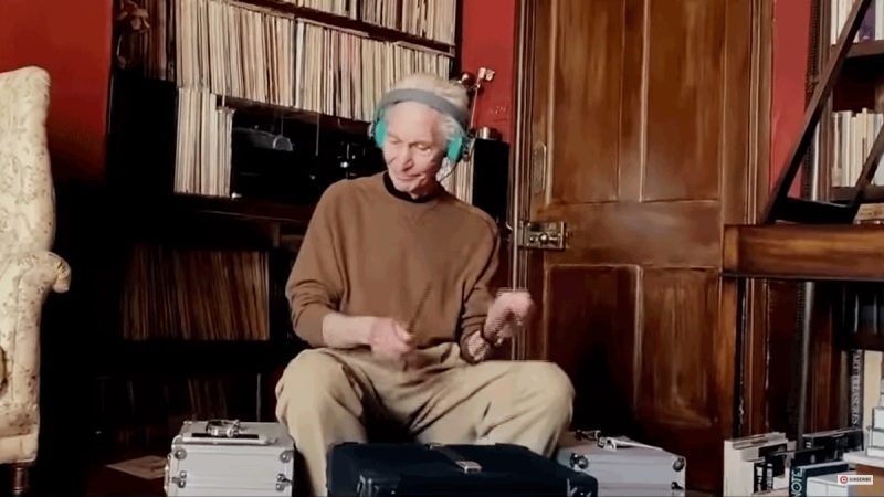 Fans left hysterical watching Stones drummer Charlie Watts air-drumming during their network TV performance