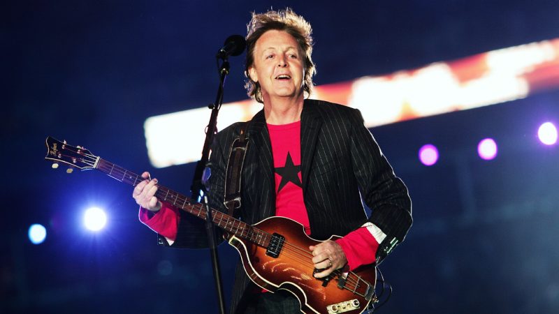 Paul McCartney performs virtual duet with John Lennon to kick off 'Got Back' Tour